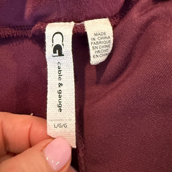 Cable & Gauge Women's Burgundy 2 pcs Jogger set top & pants /size L - Picture 4 of 15